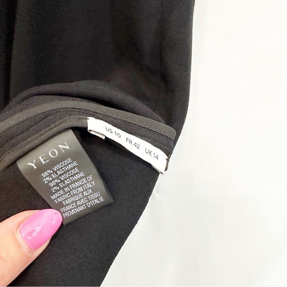 NWT YEON Hoshi Asymmetrical Hem Short Sleeve Boatneck Midi Dress in Black - Picture 13 of 14